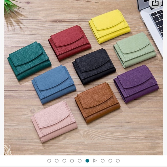 Yocipa small leather wallet for women . New in box. Retail 27 - Picture 6 of 9